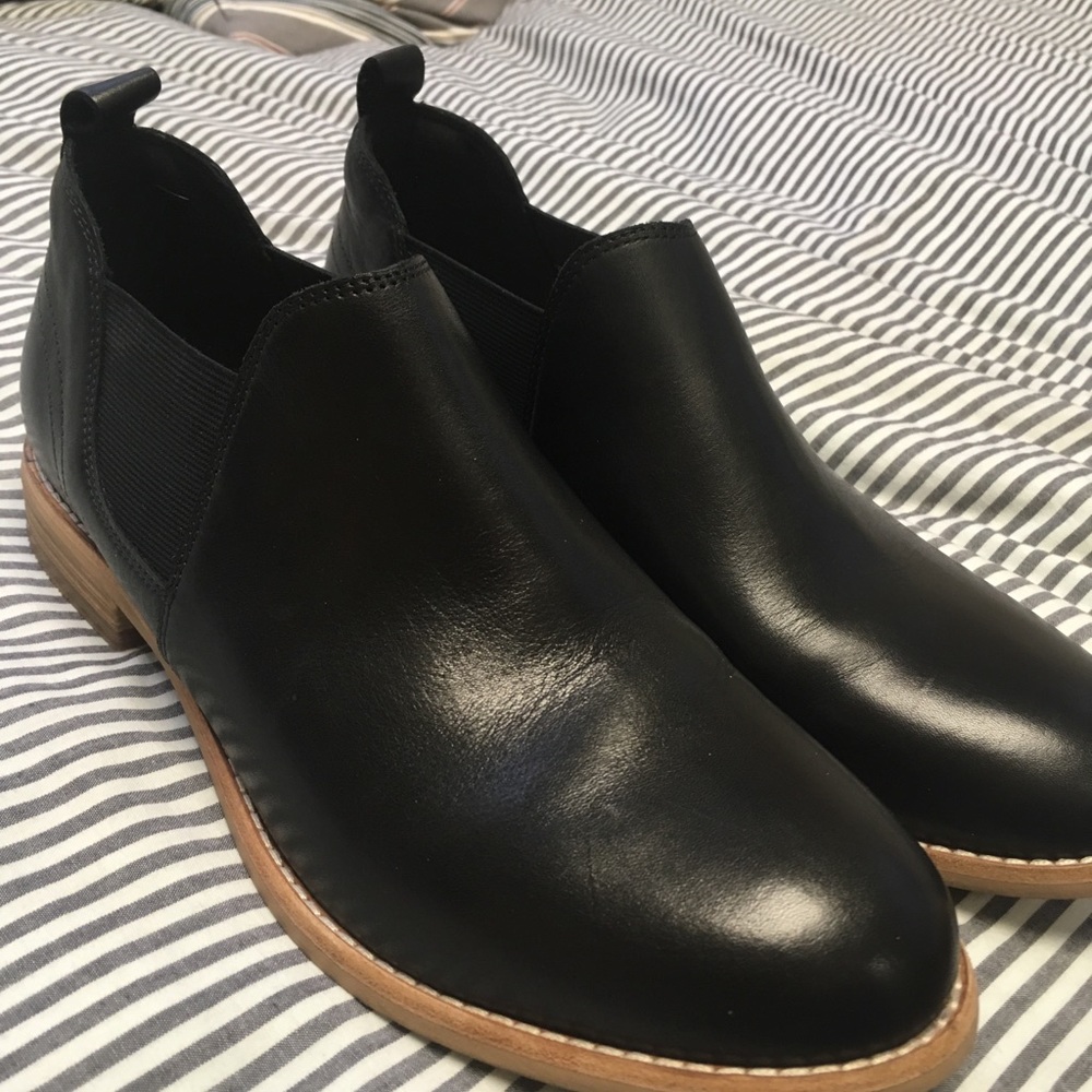Women’s Clark Black Oxford/booties